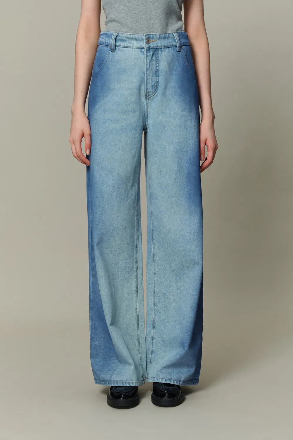 Halo Smudged Contrast Jeans