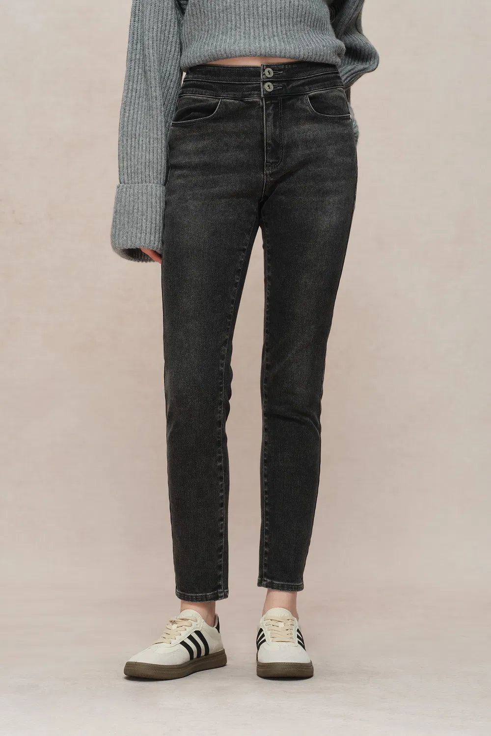 Eliza Fleece Lined Skinny Jeans in Stretchy Denim