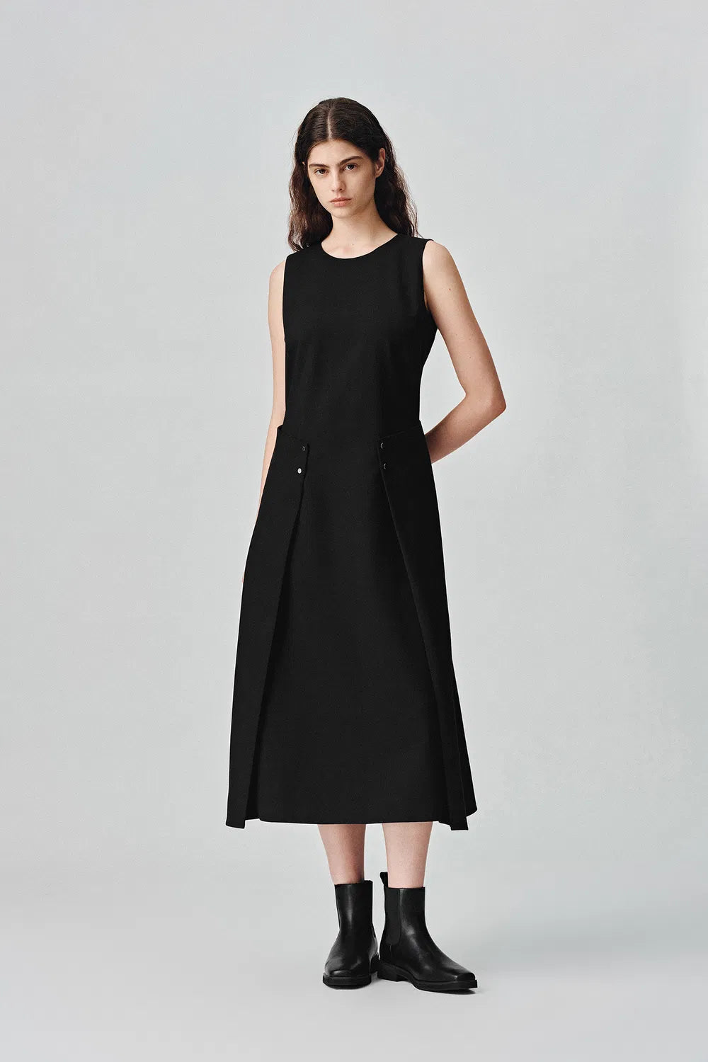 Zaha Pleated A-Line Midi Dress in Wool Blend