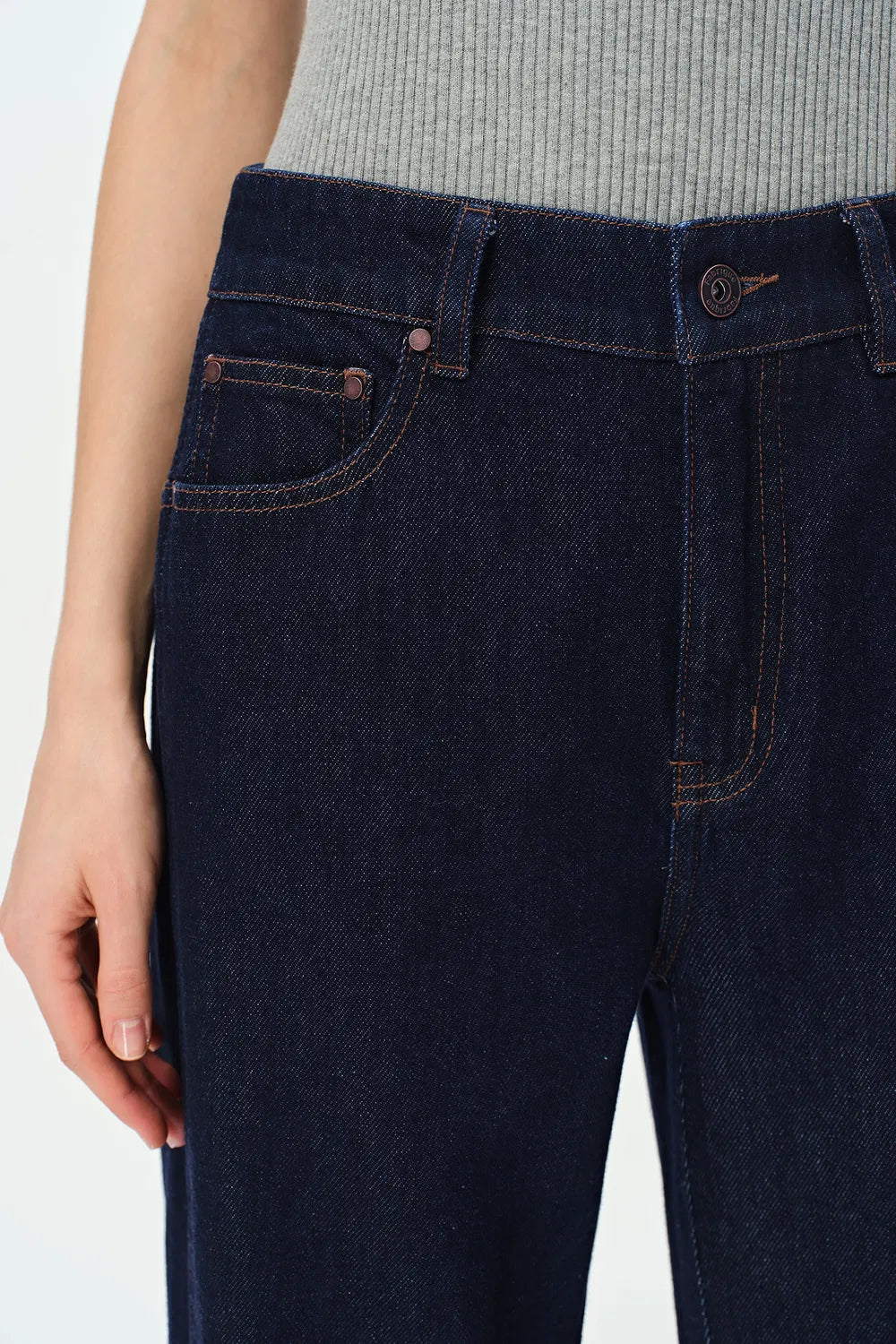 Cici Straight Leg Jeans in Raw Lyocell Denim