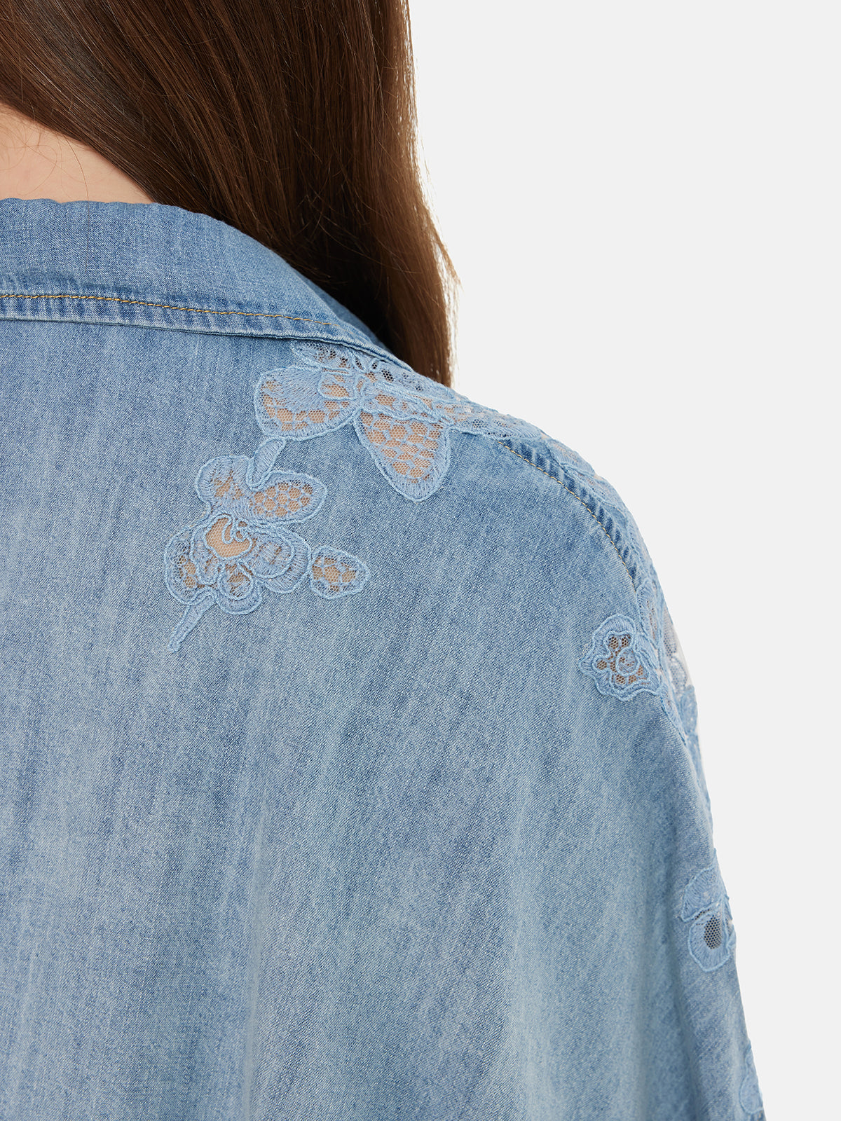 Çiçekli Dantel Panel Denim Gömlek