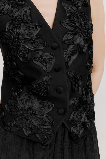 Engrave Silk-Wool Blend Embroidered Vest