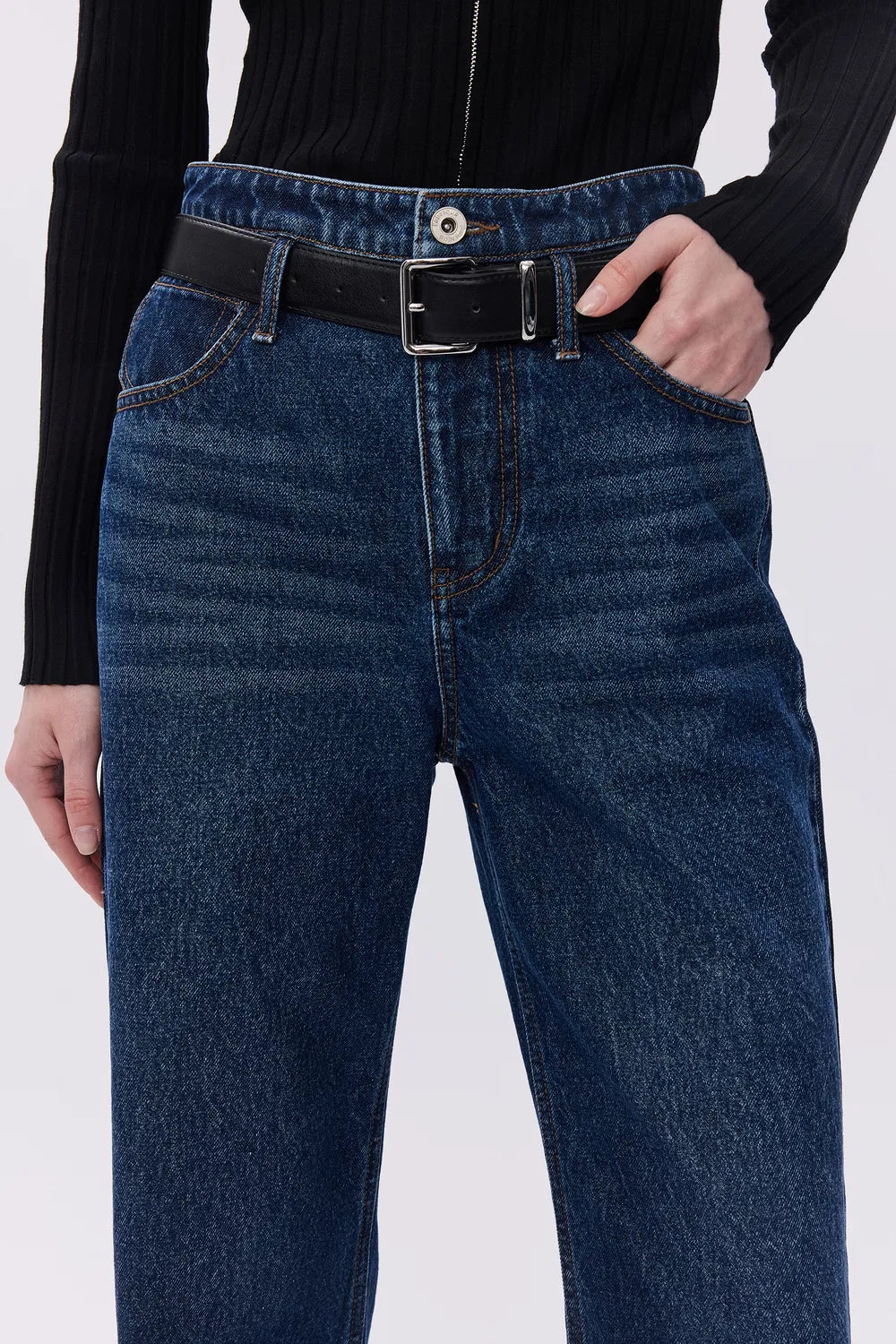 Crisp Removable Belt Straight Jeans in Washed Cotton Denim