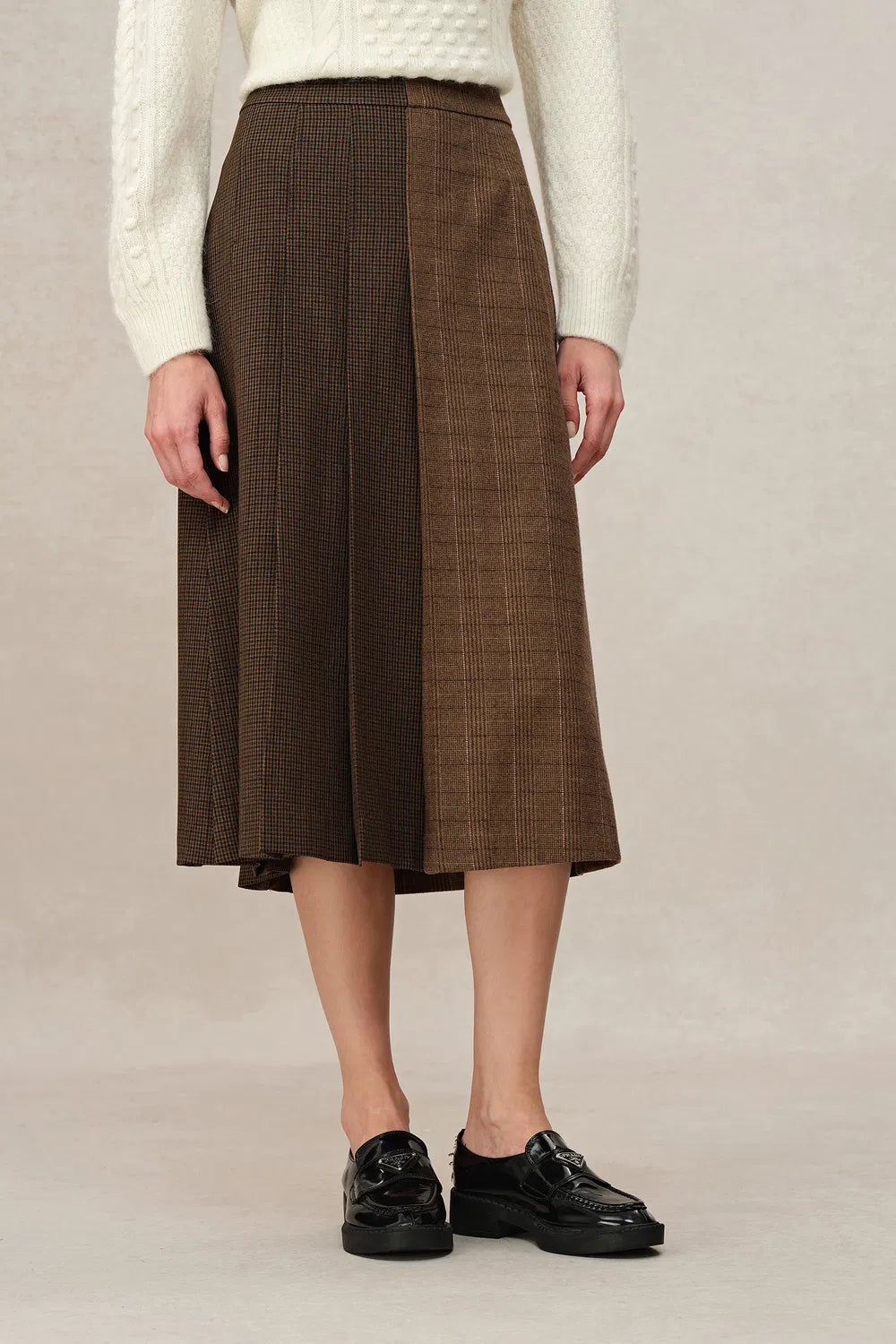 Clara Pleated Skirt in Vintage Houndstooth