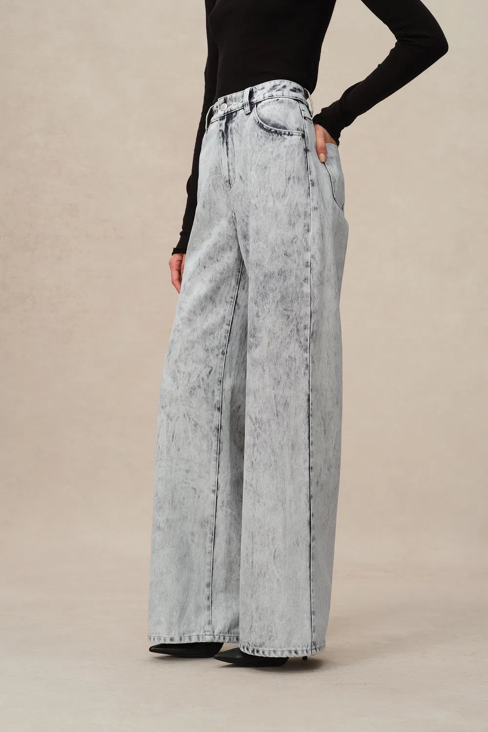 Fiona Wide Leg Jeans in Washed Cotton Denim