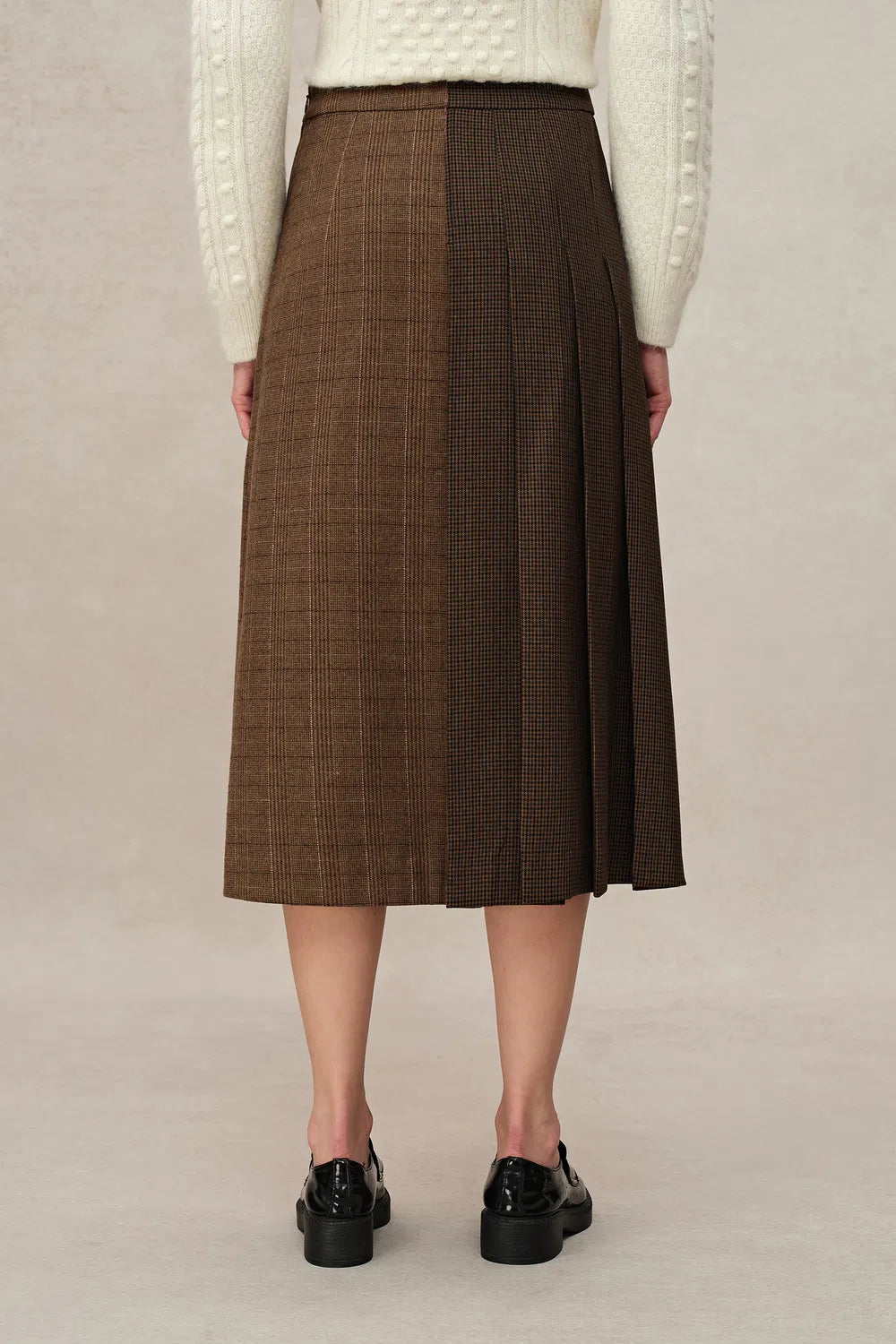 Clara Pleated Skirt in Vintage Houndstooth