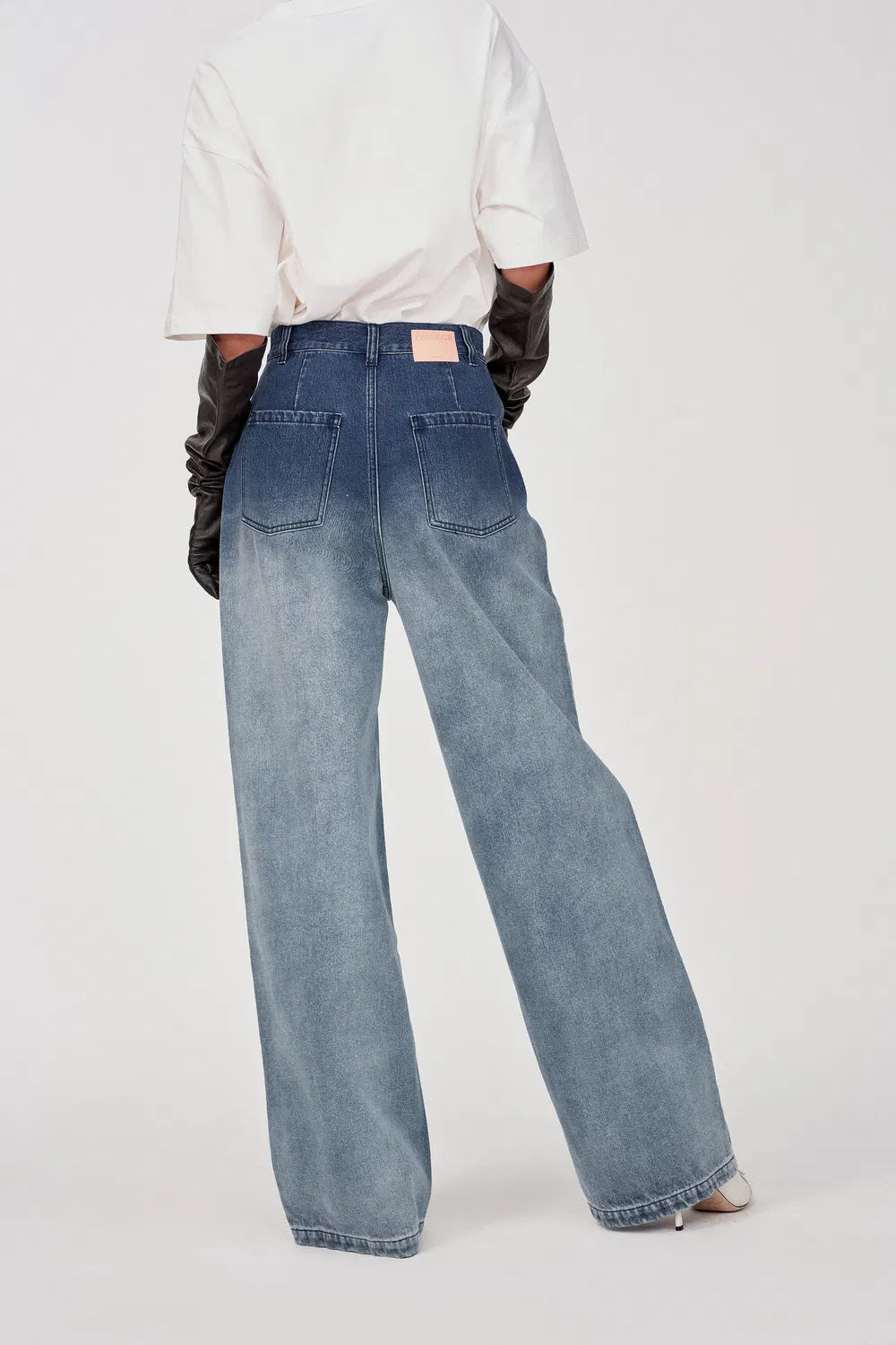 Andreas Gradient Wash Jeans in Cotton Denim