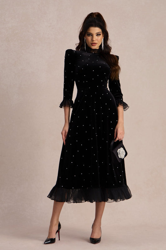 Jolie Diamante Fırfırlı Kadife Maxi Elbise