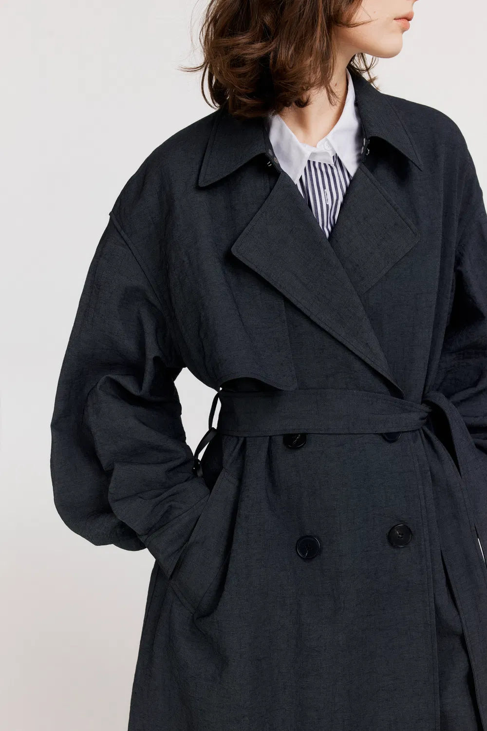 Gizele Detachable Belt Trench Coat in Linen Blend