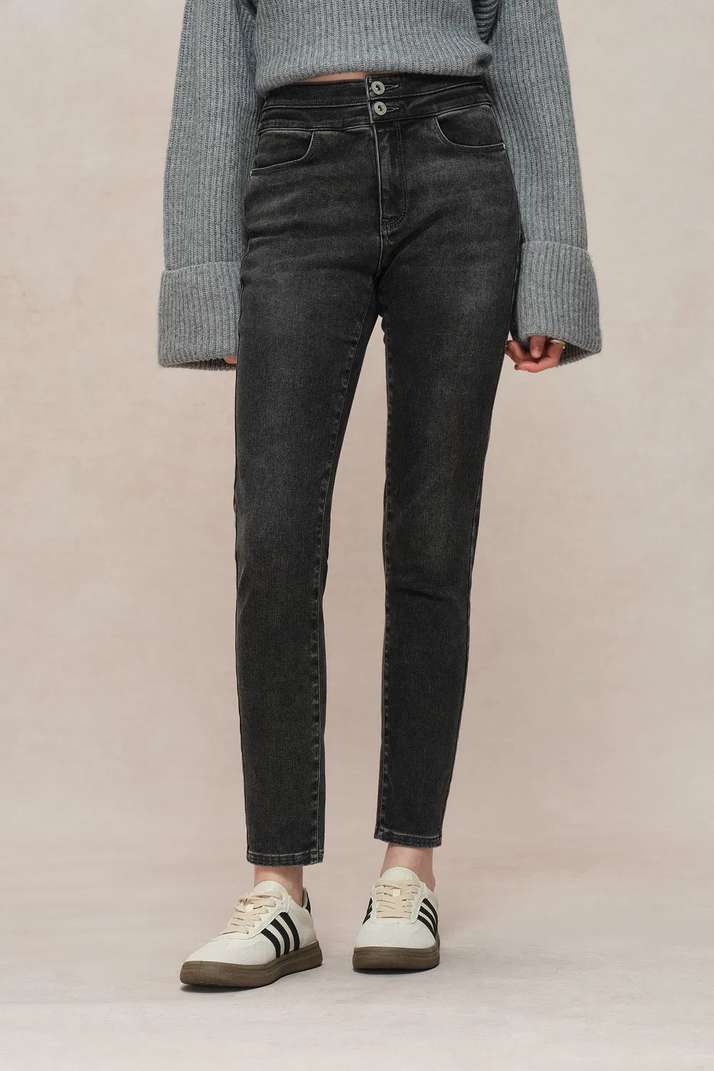 Eliza Fleece Lined Skinny Jeans in Stretchy Denim