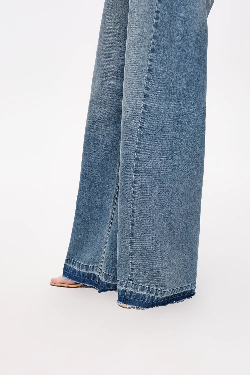 Echo Wide-Leg Jeans in Cotton Denim