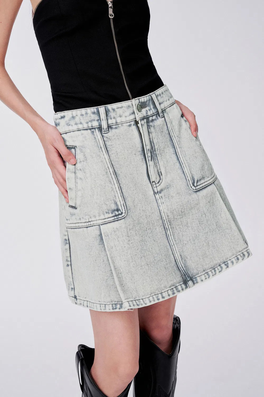 Beverly Skirt in Washed Cotton Denim