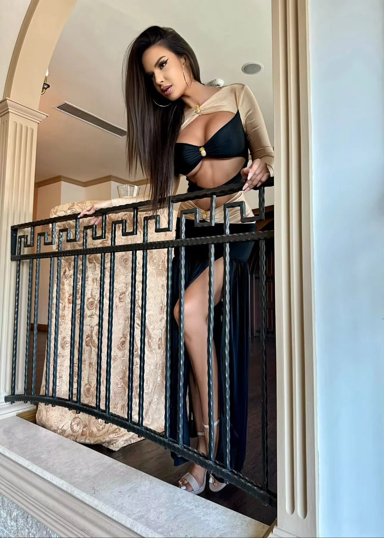Alevna™ Celina